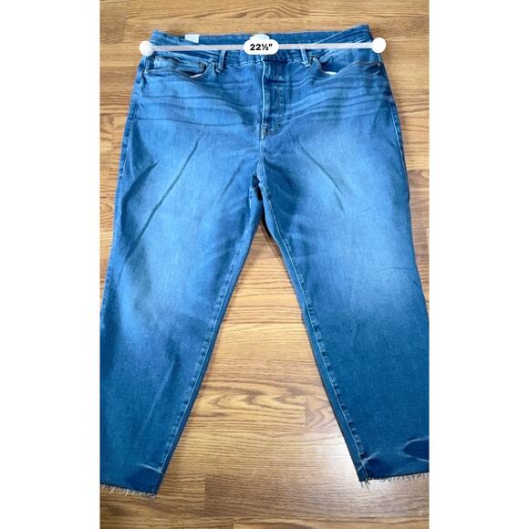 Good American Always Fits Good Legs Crop in Indigo384 size 28-32 - Picture 6 of 13
